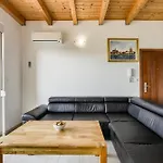 Apartment Batimat *